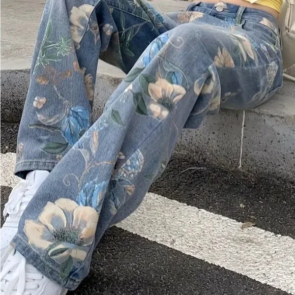 Floral Patterned Blue Jeans - Picture 2 of 3